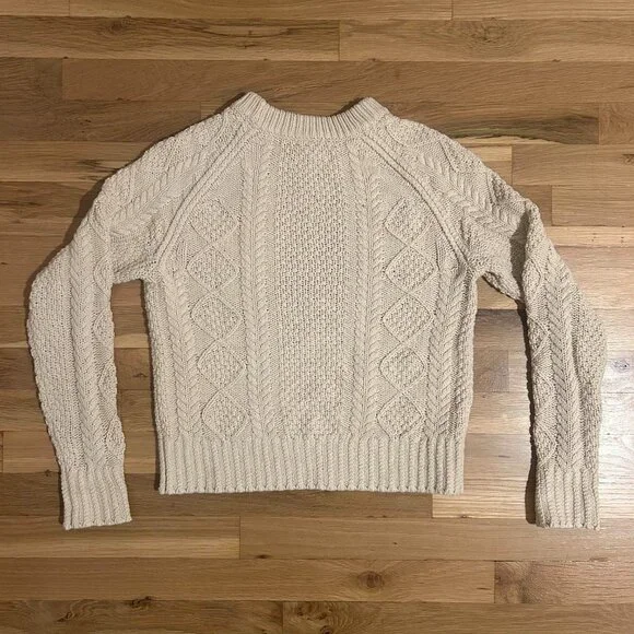 L.L. Bean Signature Cotton Fisherman Sweater - Picture 2 of 3